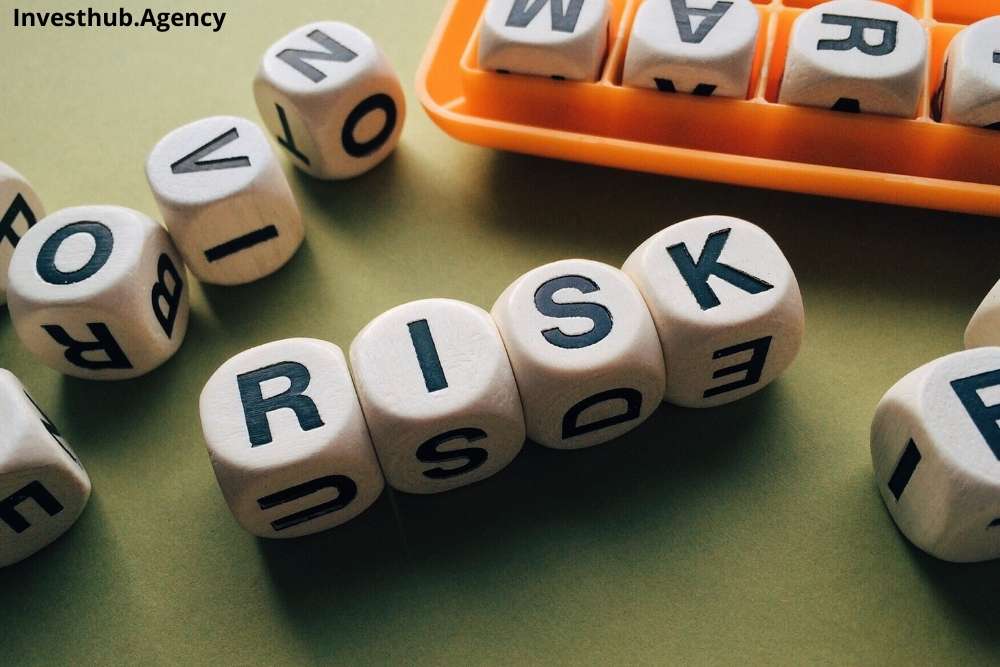 What are the Risks associated with DeFi 
